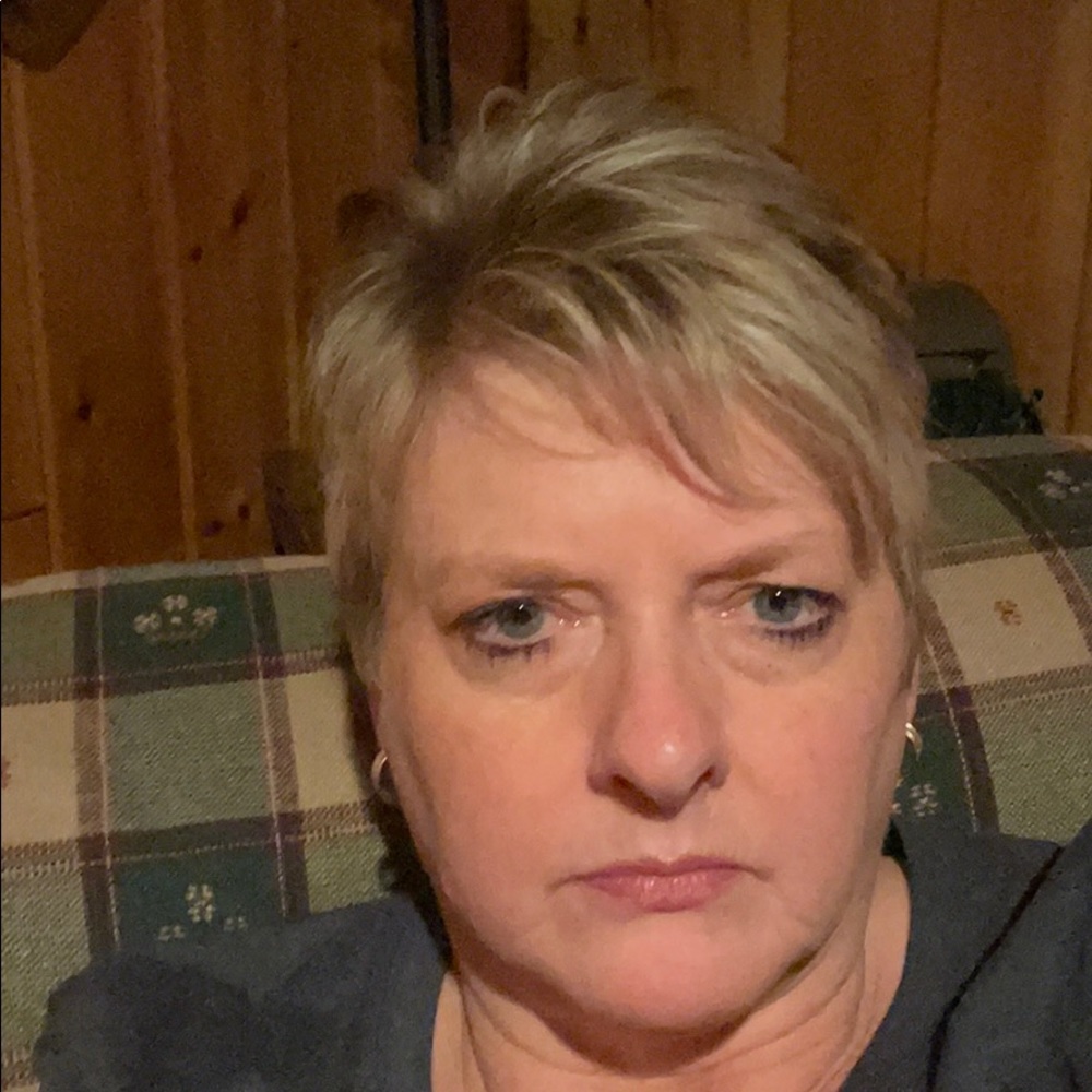 Meet your Posher, Alesia